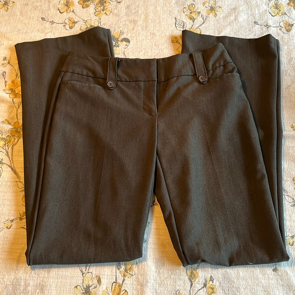 Joe Benbasset Dress Pants Size 1 - gently used slight pull in fabric on leg